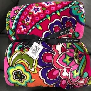Vera Bradley Throw Blanket in Pink Swirls