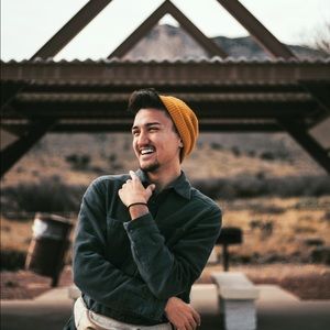 Meet your Posher, Joshua