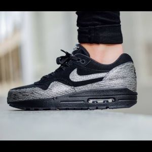 NIKE air max 1 "Hematite"