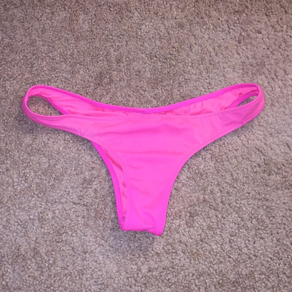 Super cheeky bikini bottoms