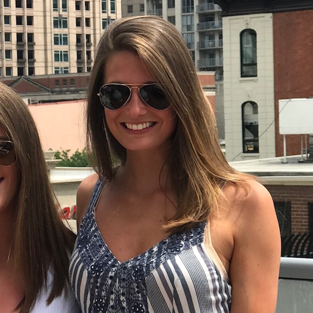 Meet your Posher, Abby