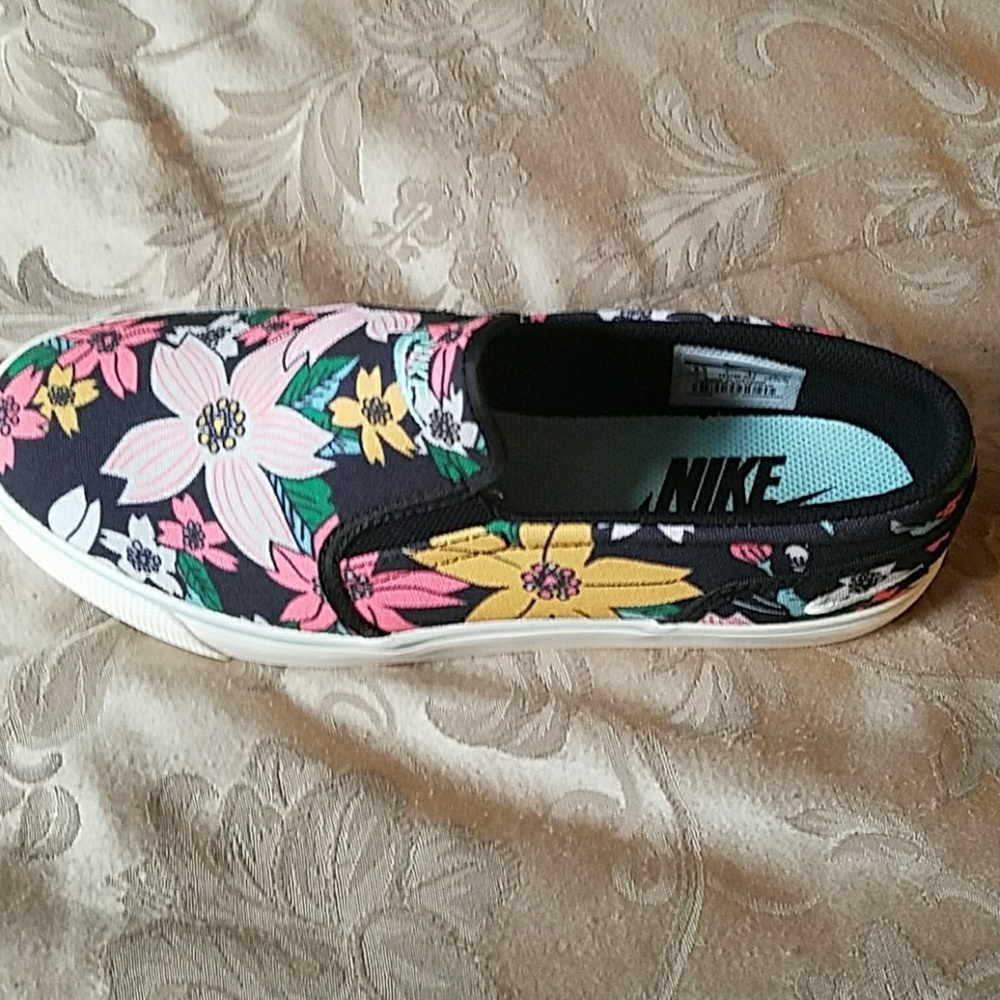 Nike Slip on s brand New Never Worn
