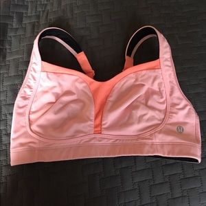 Lululemon tata tamer sports bra