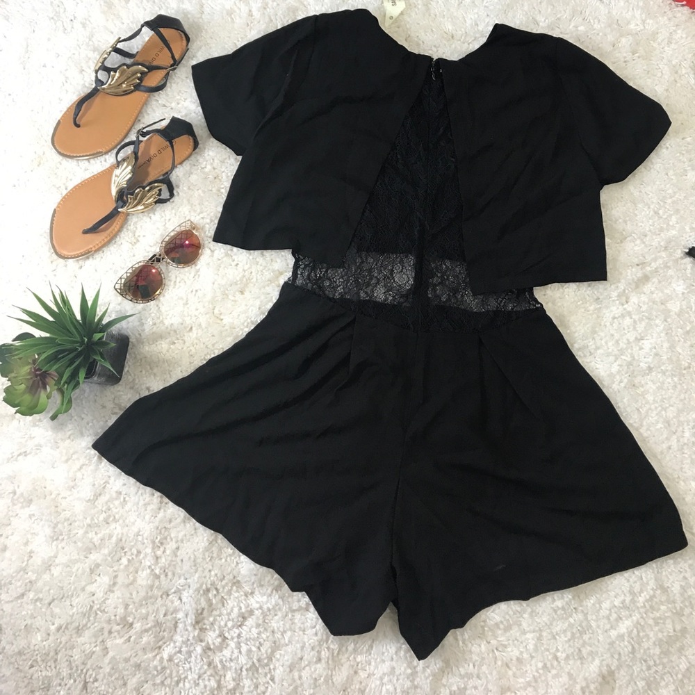 New black peekaboo lace open back romper - Picture 2 of 4