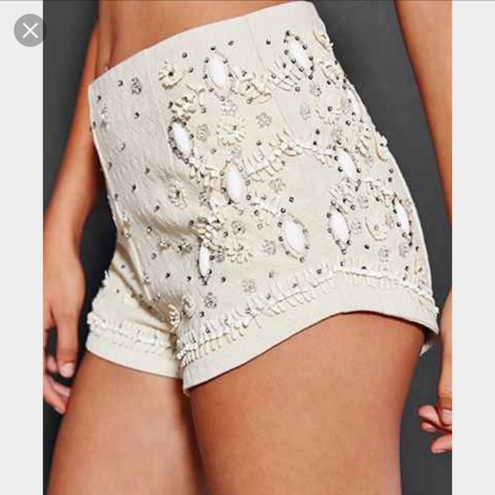 Urban Outfitters - Kimchi Blue - Pin-Up Shorts