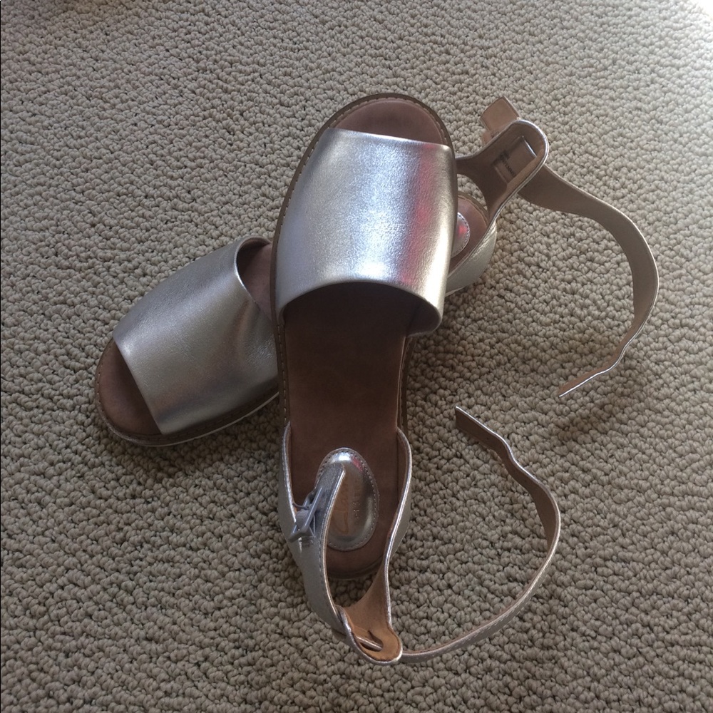 Metallic silver Clark sandals