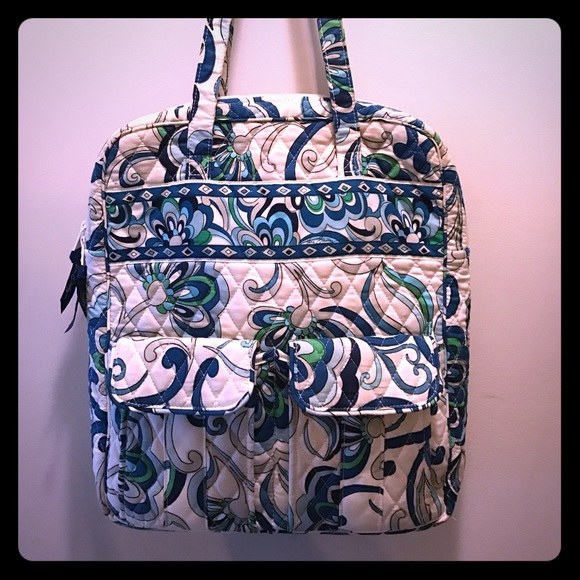 Vera Bradley Handbags - RETIRED Vera Bradley tote!!