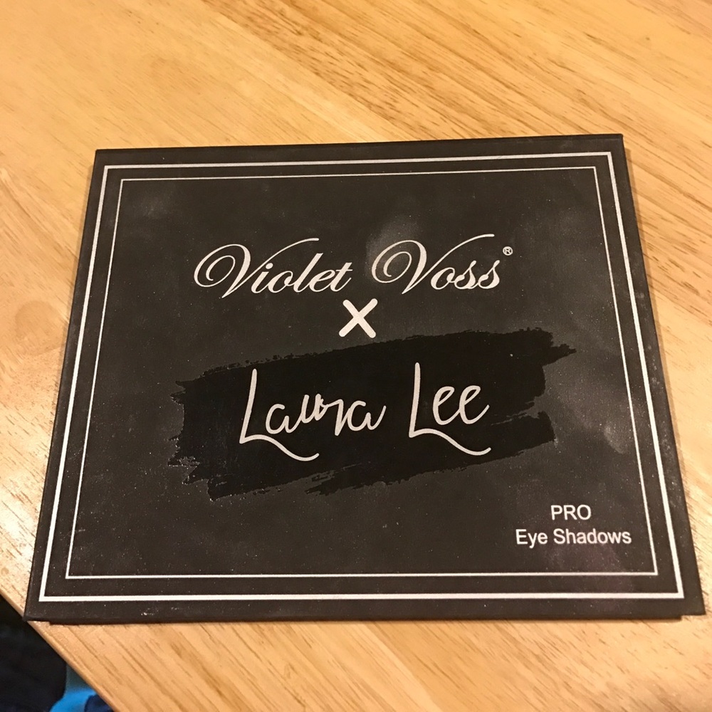 Violet Voss x Laura Lee Eyeshadow Palette