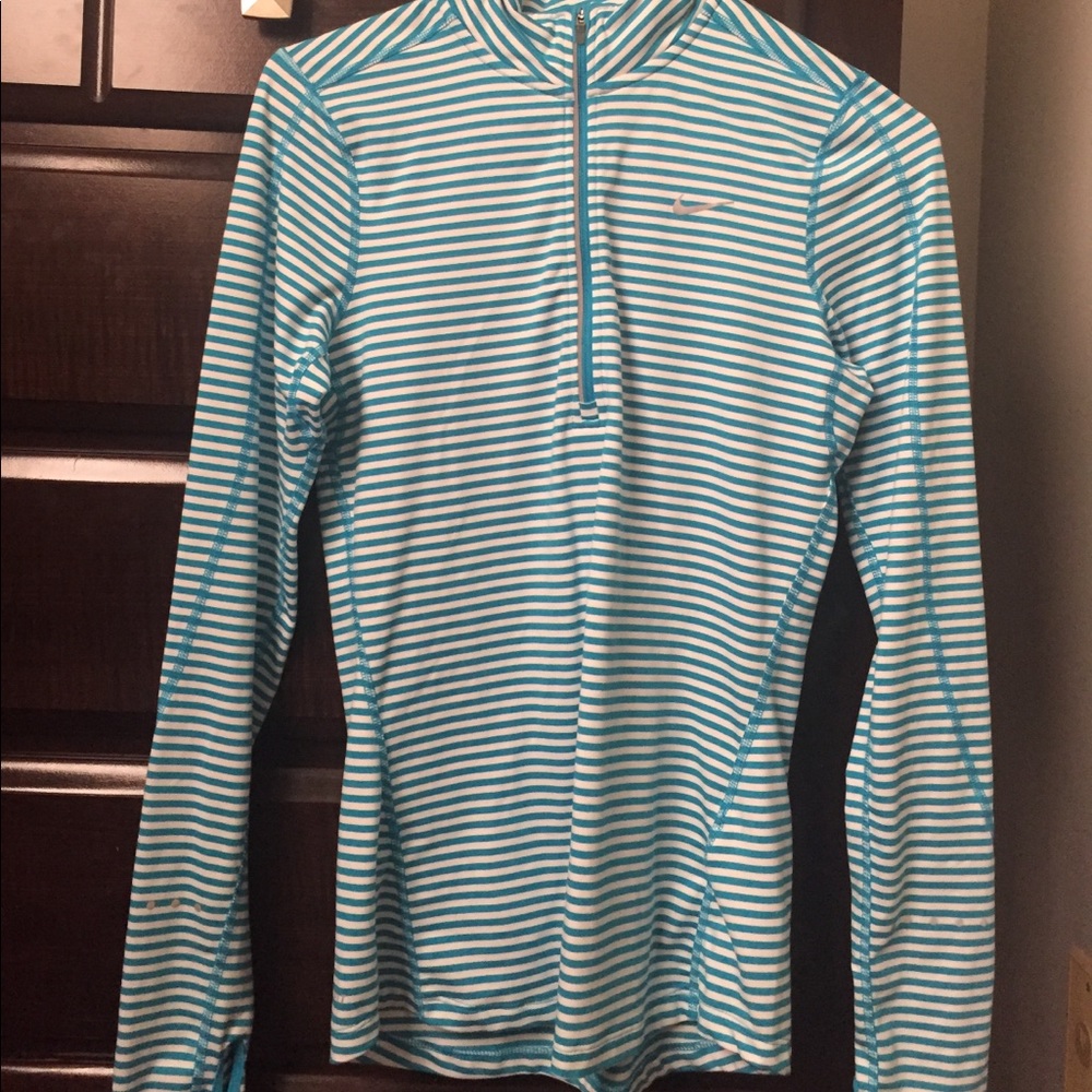 Nike pullover
