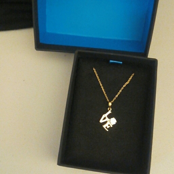 Lovely Gold Sterling Pop Art Love necklace - Picture 5 of 7