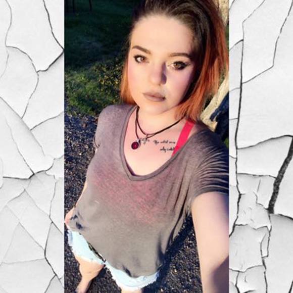 Meet your Posher, Jade - Picture 1 of 1