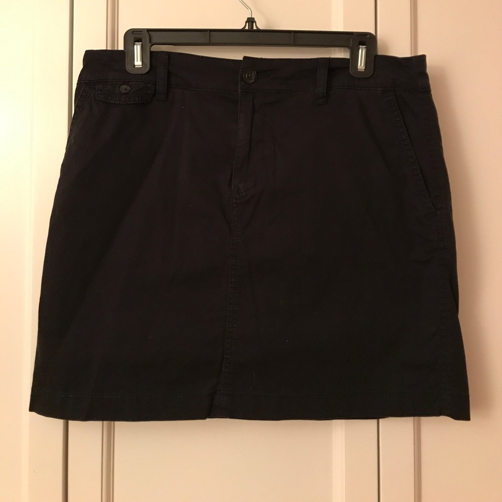 Black Skort