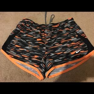 Nike shorts size small