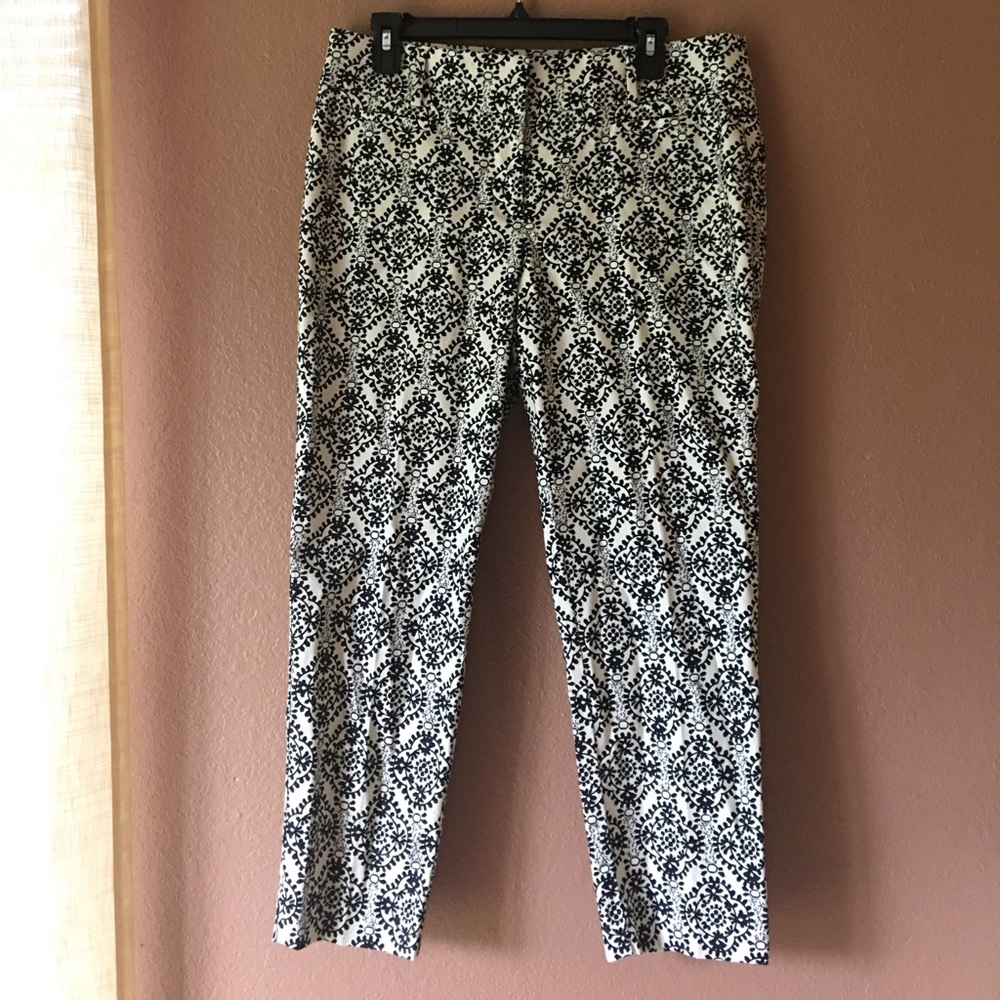 Ann Taylor Loft Cropped Pants
