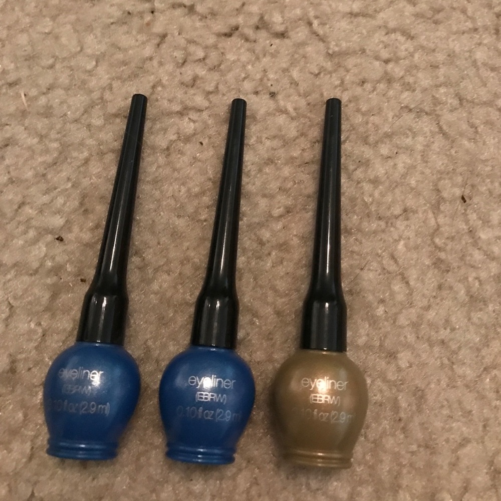 Blue and gold eyeliner