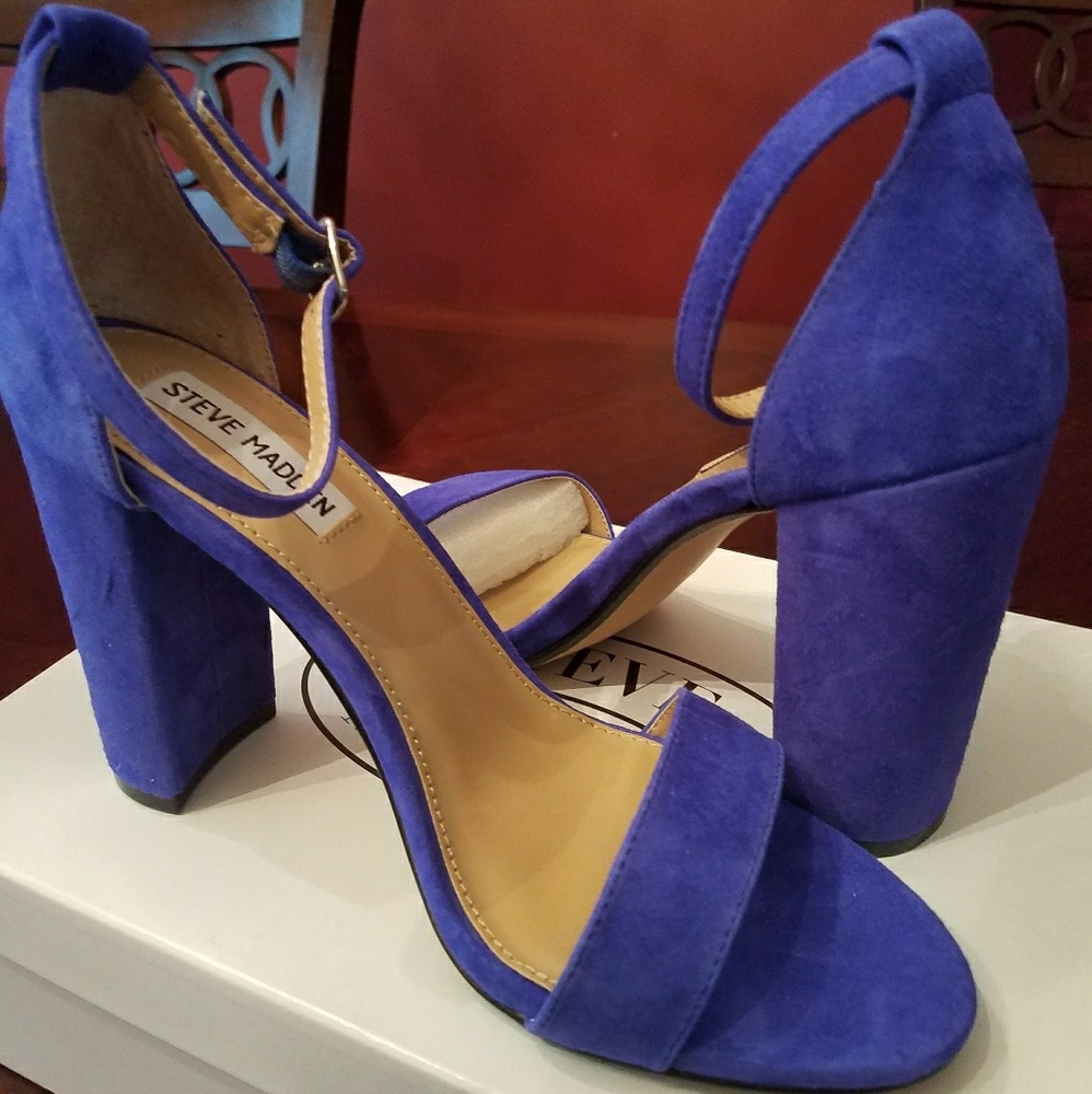 NEW! Steve Madden Carrson Sandal