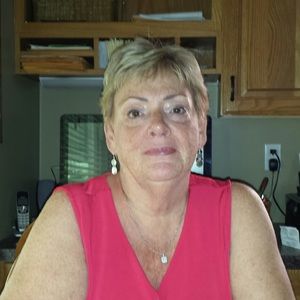 Meet your Posher, Debbie