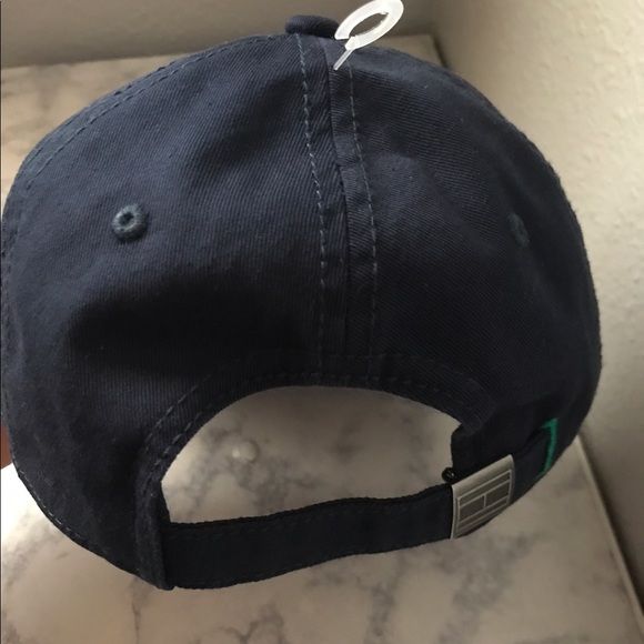 Tommy Hilfiger Navy - Picture 2 of 2