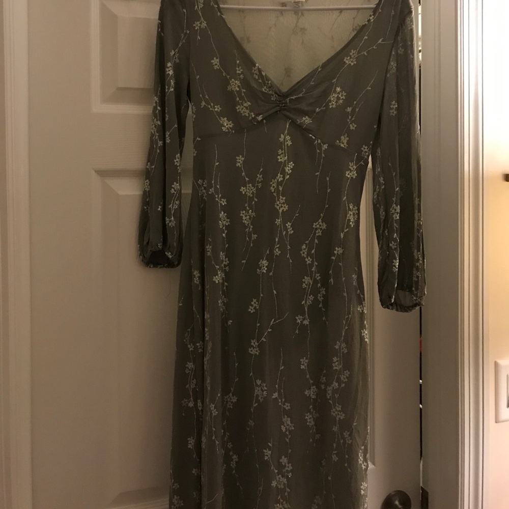 Vestido hermoso delicado ocasión especial