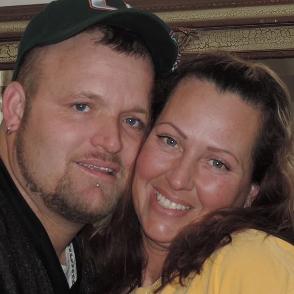 Meet your Posher, Julie - Picture 1 of 1