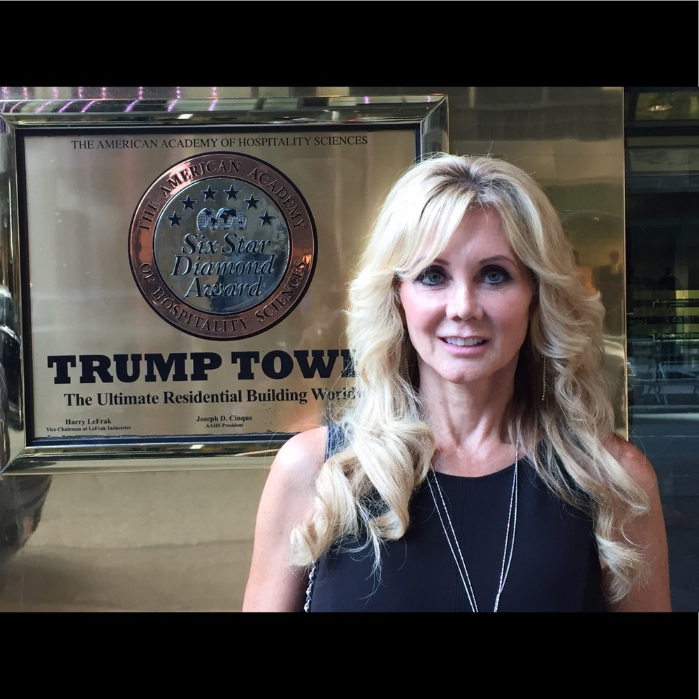 Meet your Posher, Jennifer