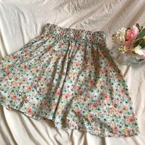 H&M FLORAL SKIRT B122
