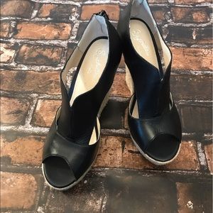 Seychelles NWOT black leather espadrilles