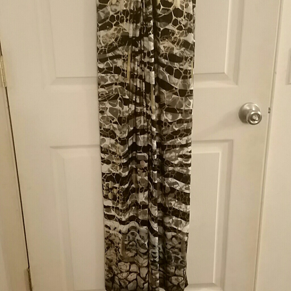 *GORGEOUS Y-STRAP MAXI DRESS!! - Picture 4 of 4