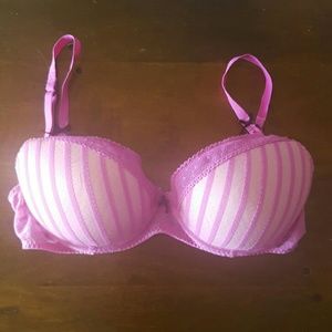 Betsey Johnson bra, 32C