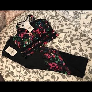 FABLETICS Sports Bra & Capri Set