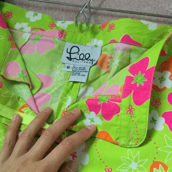 Vibrant Lilly Pulitzer *beautiful, nwt* - Picture 2 of 3