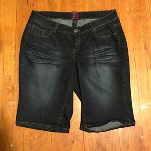 Torrid- Bermuda Jean Shorts