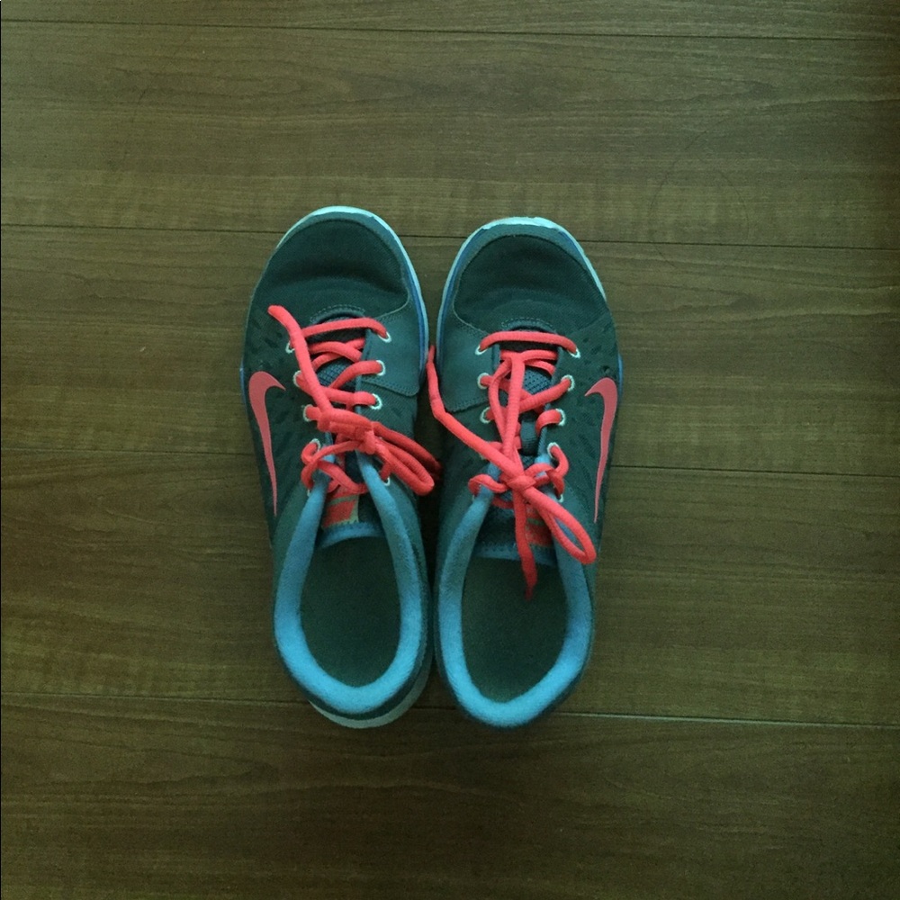 Nike shoes