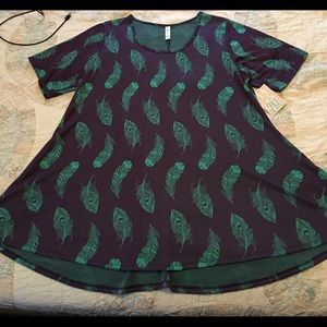 Lularoe Feathers Perfect T 2xl