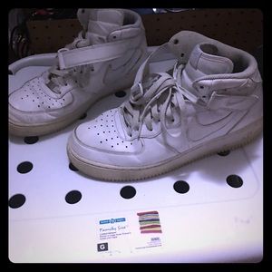 AIR FORCES. GOOD CONDITION