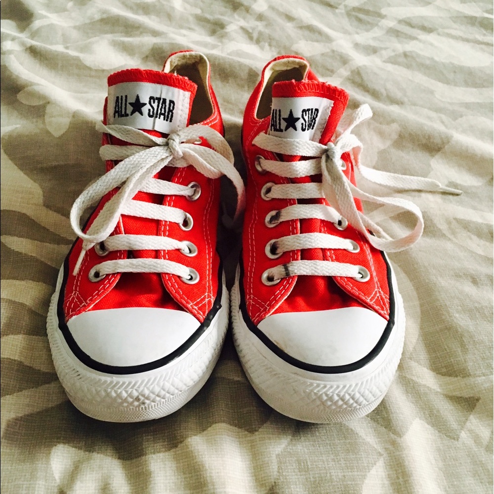 ❤️RED CONVERSE❤️
