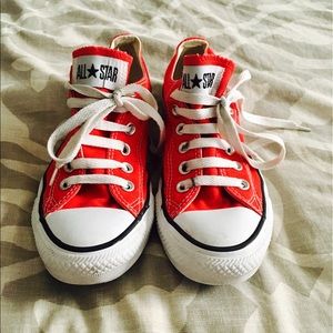❤️RED CONVERSE❤️