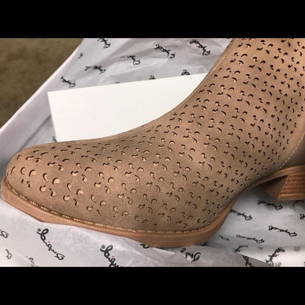 Laser cut taupe bootie. - Picture 4 of 5