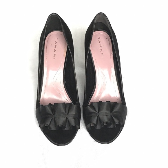 SOLD Tahari Black Heels - Picture 2 of 3