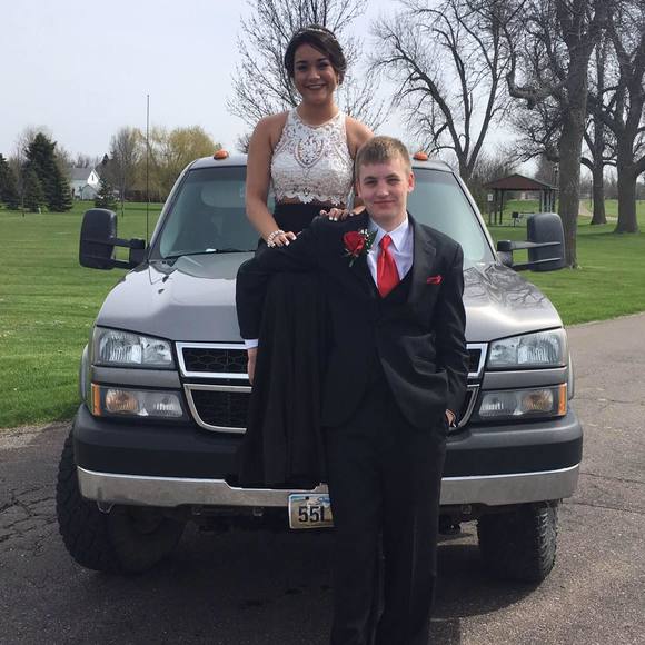 Meet your Posher, Christy - Picture 1 of 3