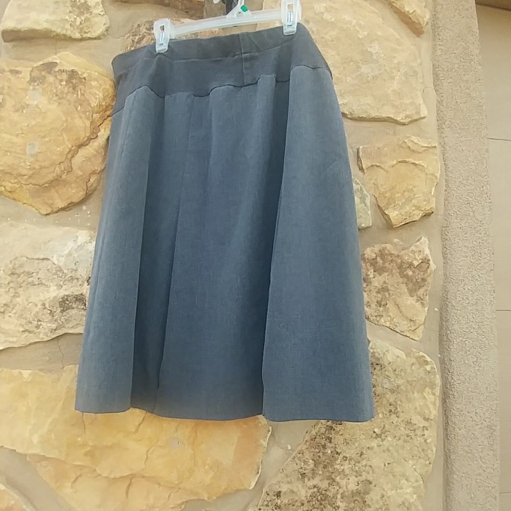 Gray maternity skirt