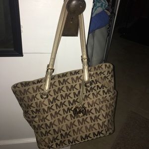 !!!SALE!!! michael kors purse