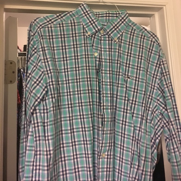 (3) vineyard vines oxford shirts size L - Picture 3 of 3