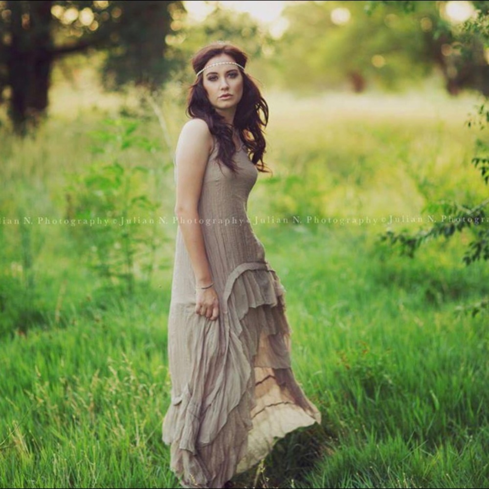 Bohemian dress size small , hi low