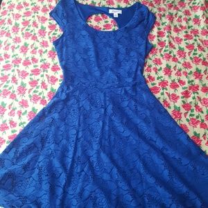 Blue capsleeve dress