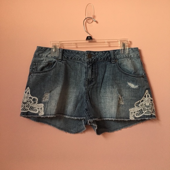 Shorts with Lace Detail - Picture 1 of 5