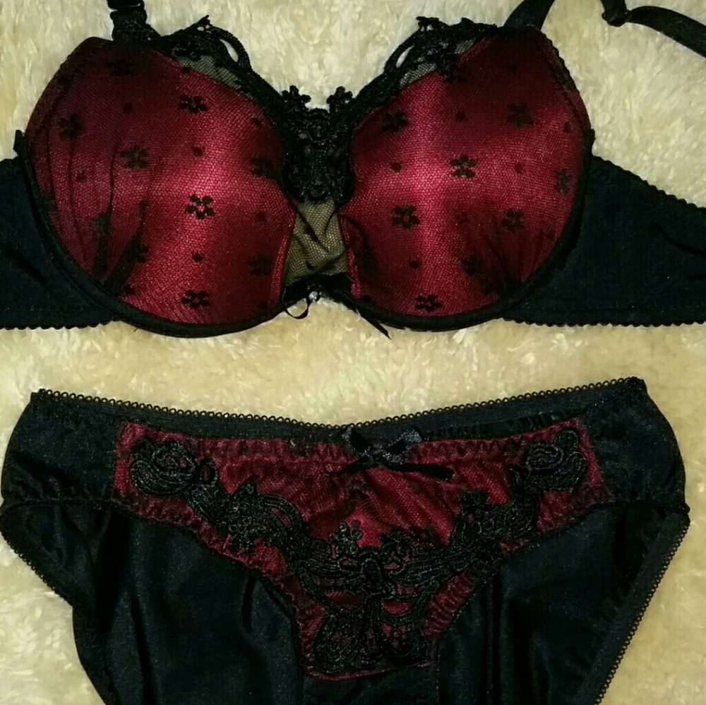 Bra and Underwear Set
