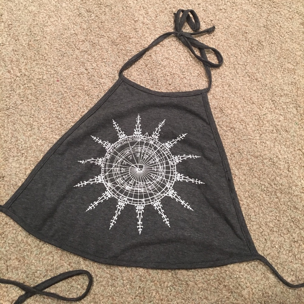 Gray Graphic Design Crop Top