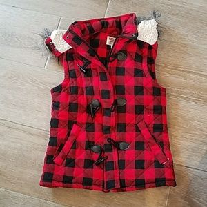 Adorable plaid vest!