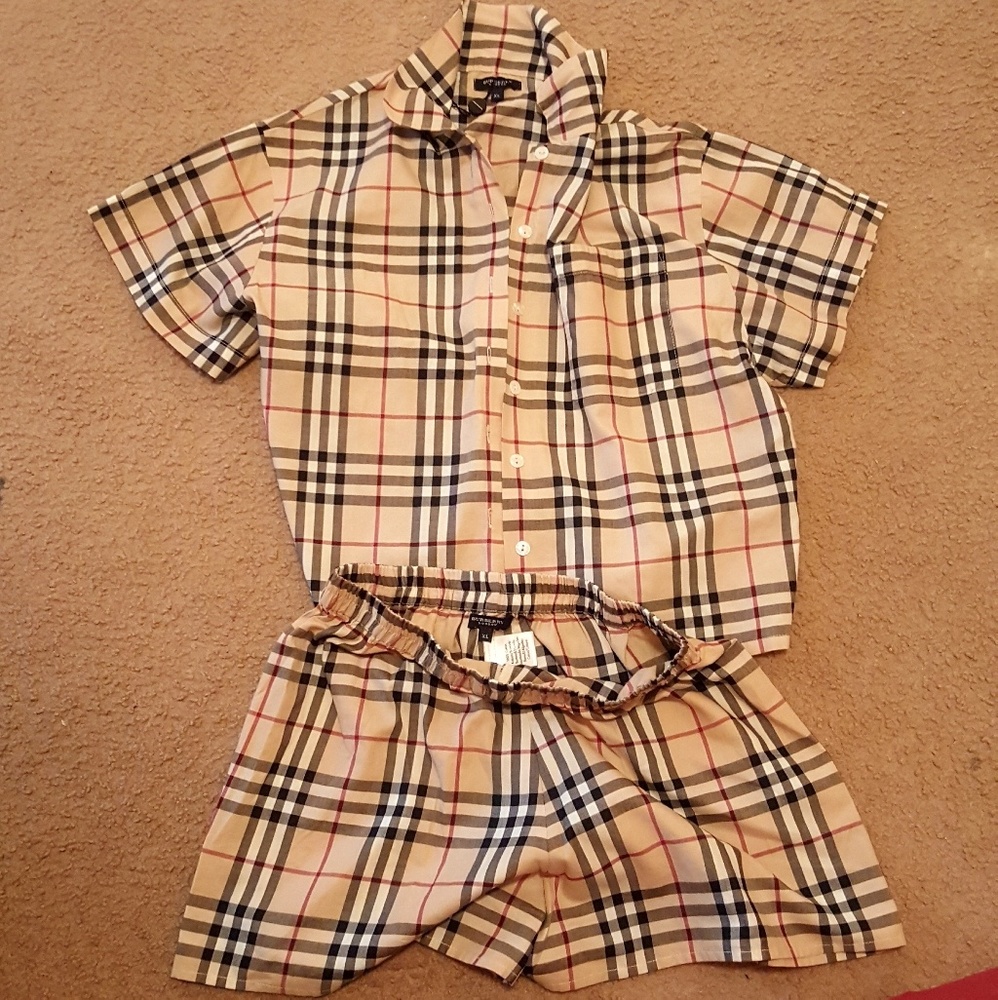 Ladies Authentic Burberry  Pajamas